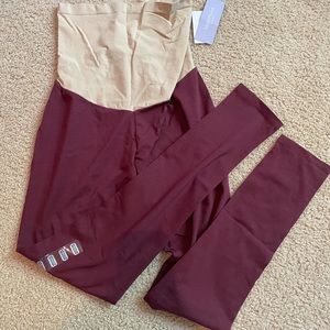 NWT Motherhood Maternity Leggings Maroon (M)